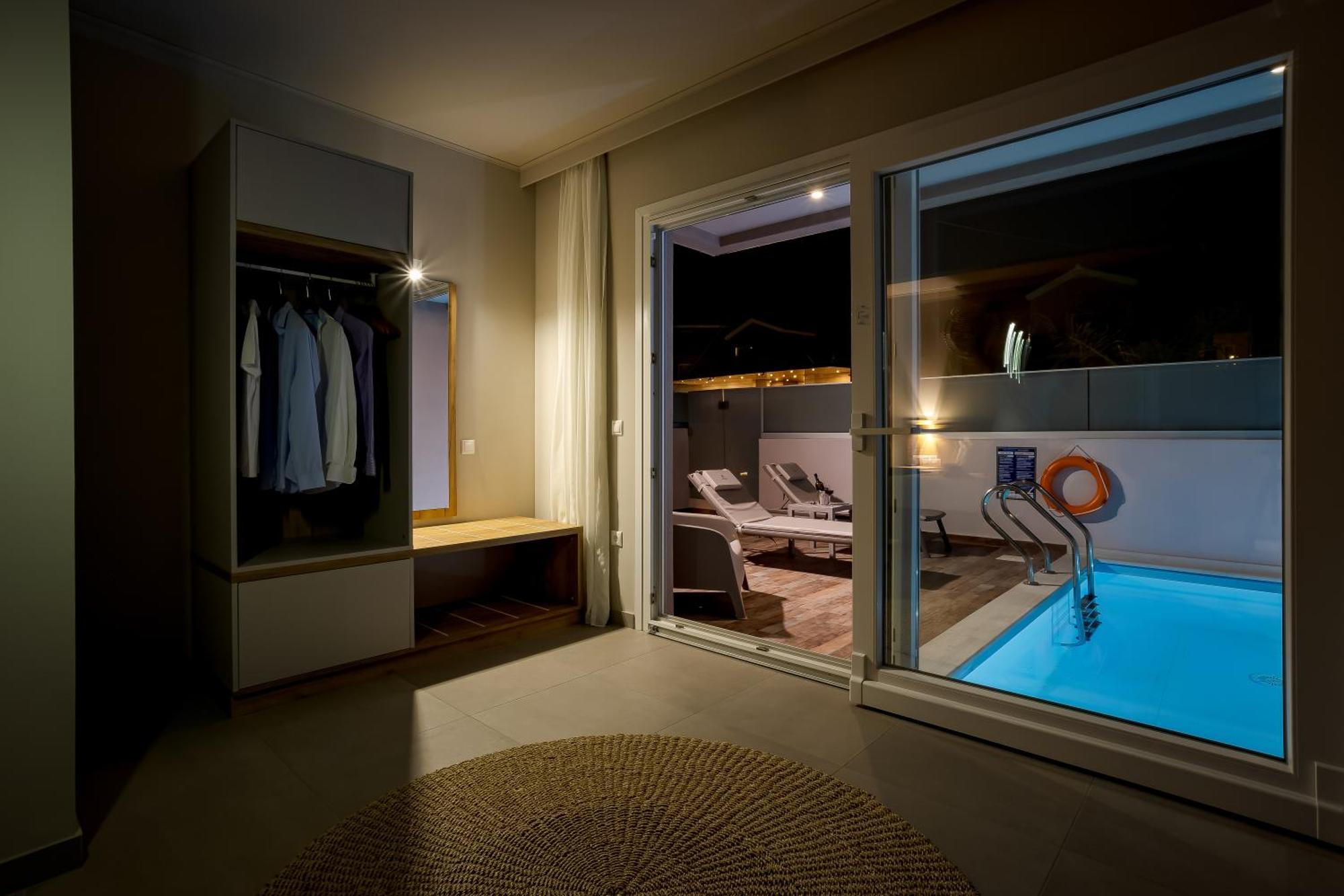 Sarpidon Suites Agia Marina Екстериор снимка