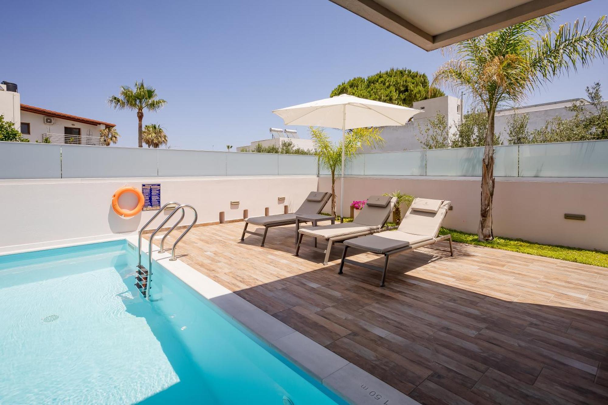 Sarpidon Suites Agia Marina Екстериор снимка