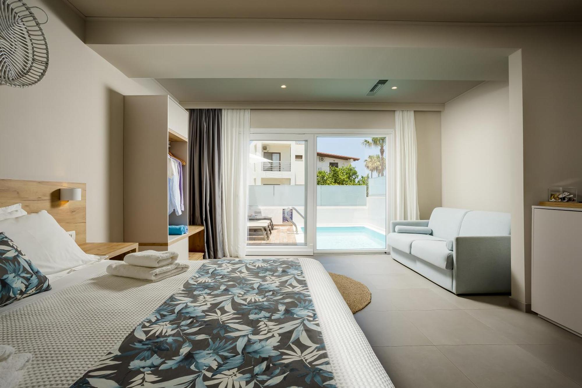 Sarpidon Suites Agia Marina Екстериор снимка