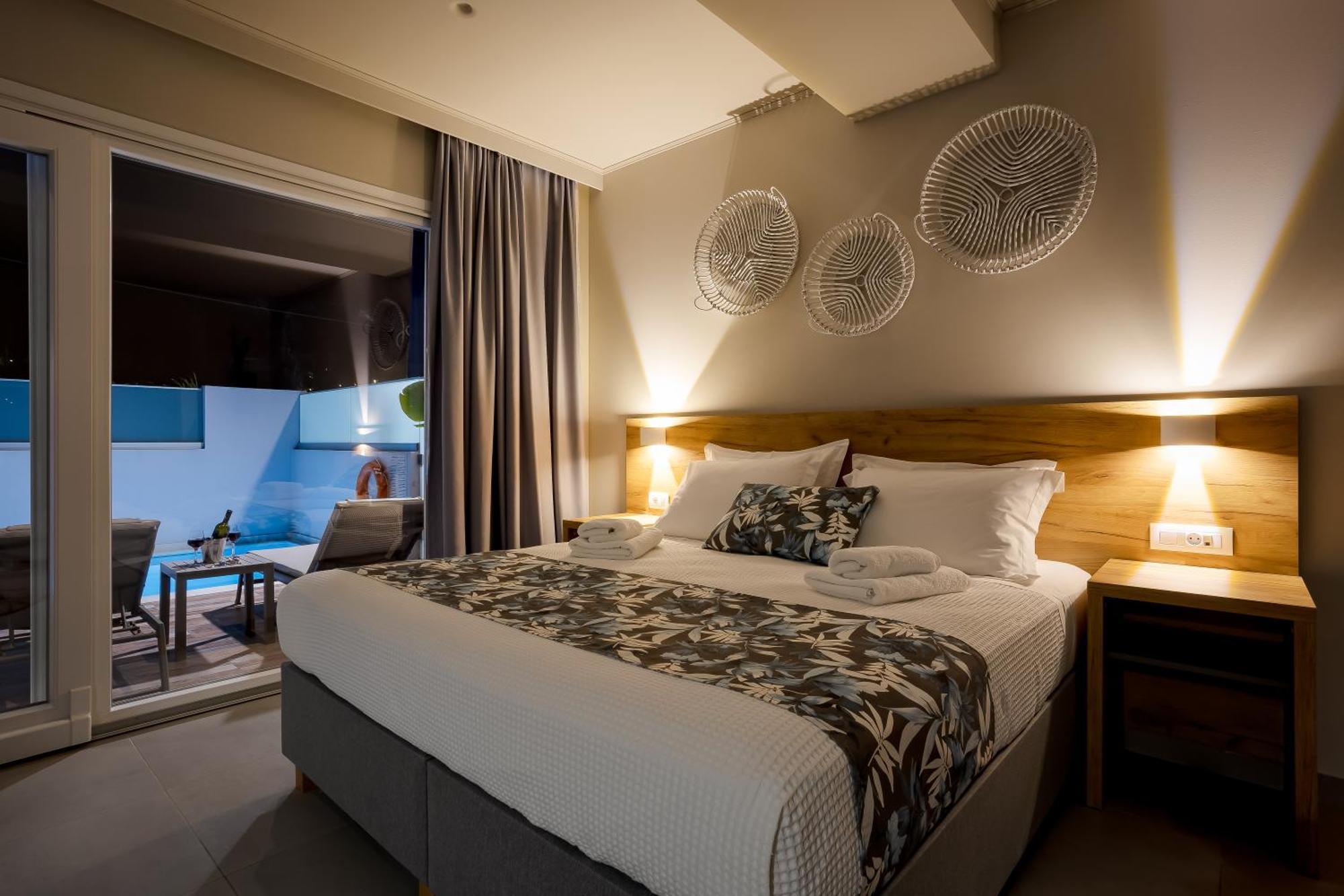 Sarpidon Suites Agia Marina Екстериор снимка