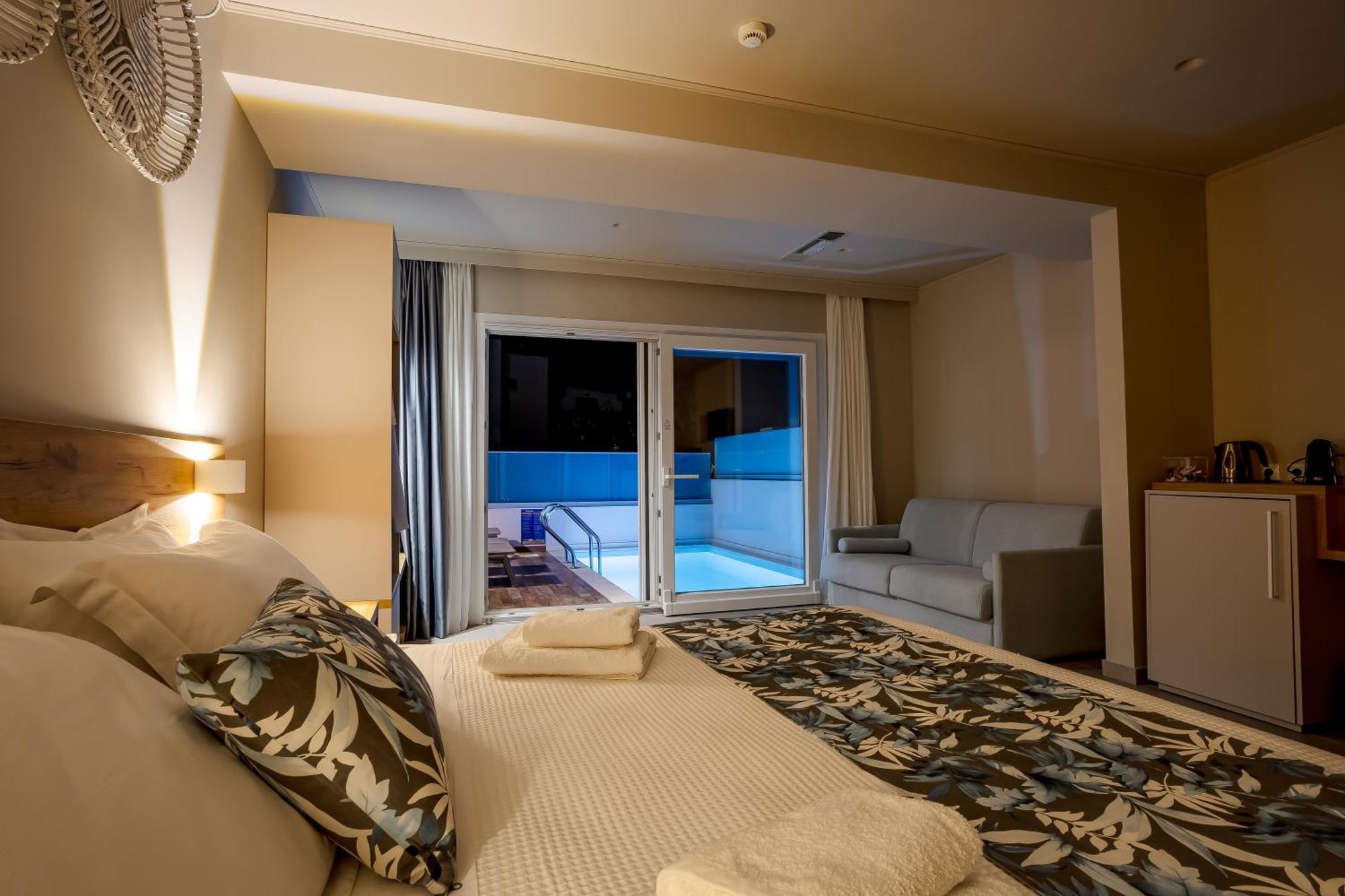 Sarpidon Suites Agia Marina Екстериор снимка